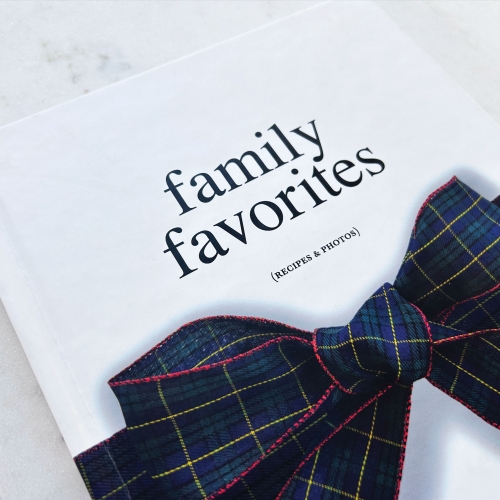 portfolio-images-2000x1500px-editorial-family-cookbook-cover-angle