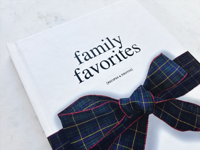 portfolio-images-2000x1500px-editorial-family-cookbook-cover-angle