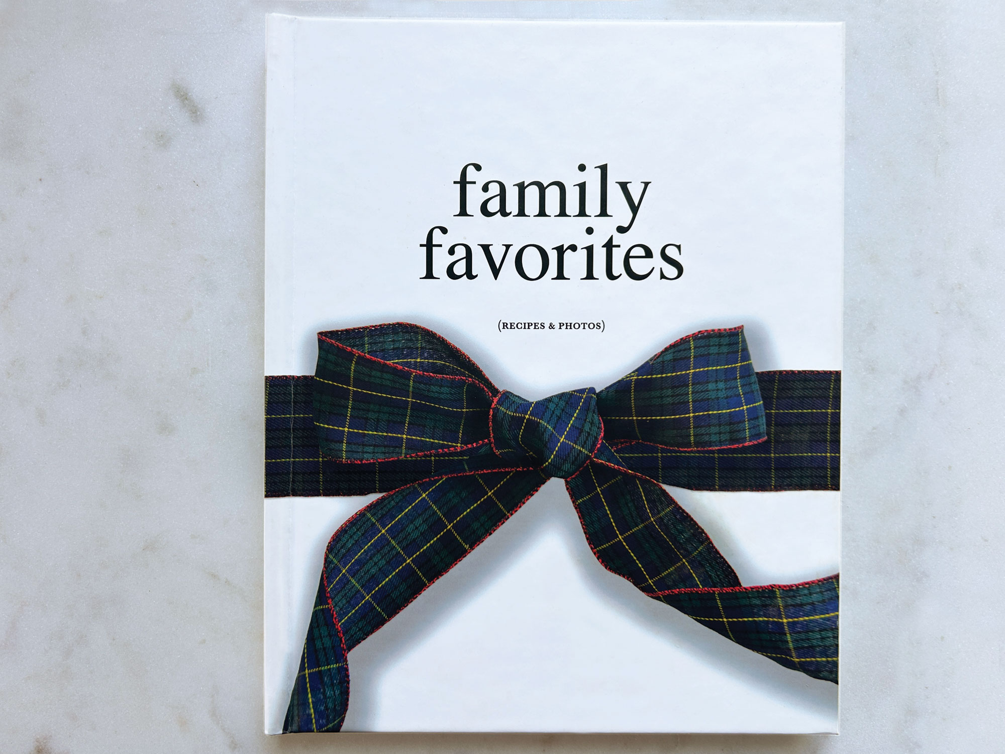 portfolio-images-2000x1500px-editorial-family-cookbook-cover