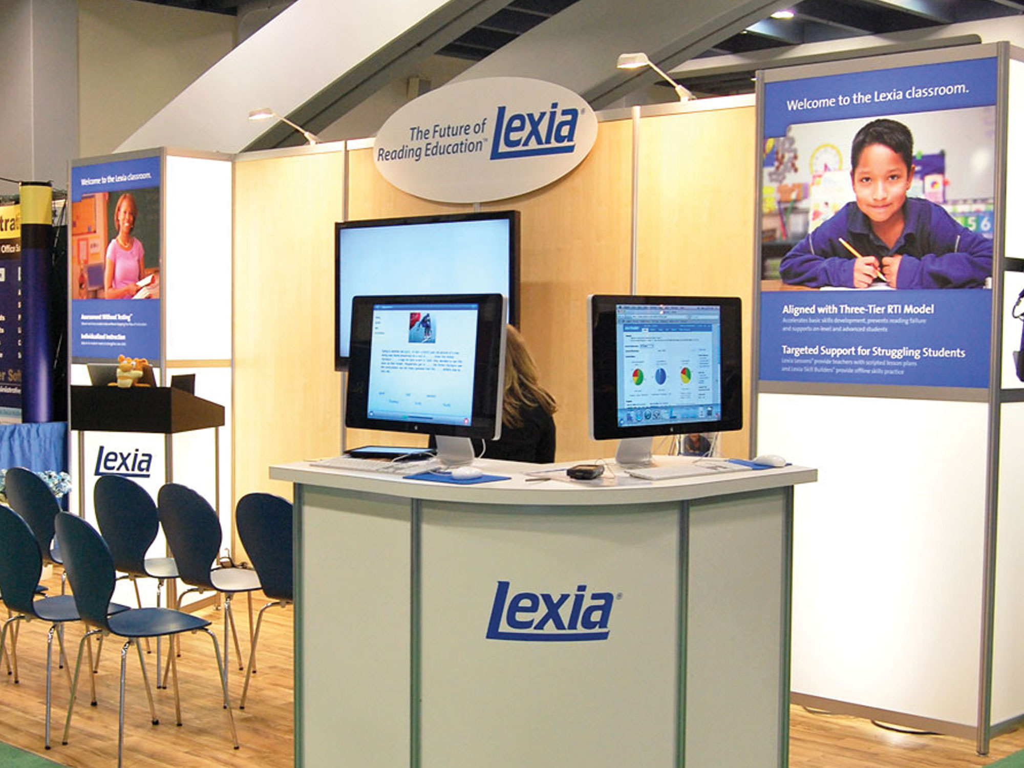 portfolio-images-2000x1500px-lx-booth-display1